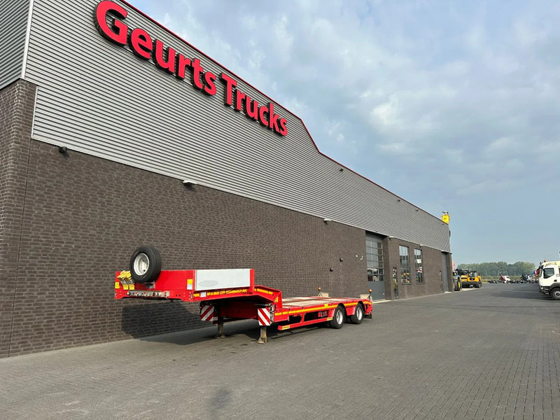 Faymonville F-S42-111A SEMI DIEPLADER/TIEFLADER/LOWLOADER - Žemo profilio platforma puspriekabė: foto 2 Faymonville F-S42-111A SEMI DIEPLADER/TIEFLADER/LOWLOADER - Žemo profilio platforma puspriekabė: foto 2
