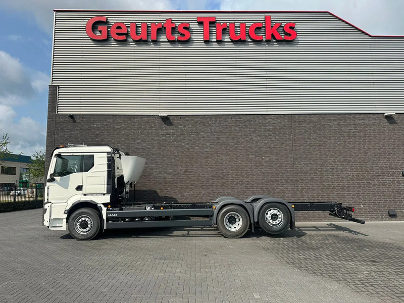 MAN TGS 26.520 6X2H-4 BL CH HYDRO DRIVE CHASSIS CABINE (NIEUW) - Važiuoklės sunkvežimis: foto 1 MAN TGS 26.520 6X2H-4 BL CH HYDRO DRIVE CHASSIS CABINE (NIEUW) - Važiuoklės sunkvežimis: foto 1