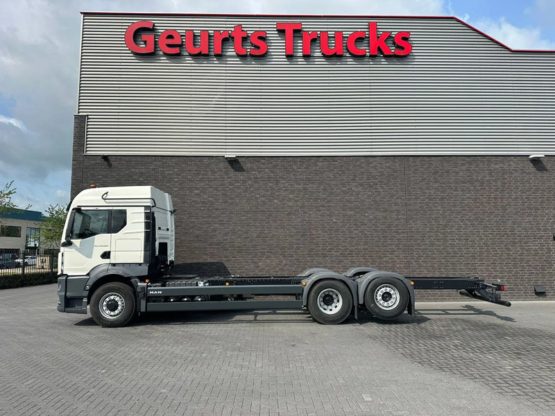 MAN TGS 26.520 6X2H-4 BL CH HYDRO DRIVE CHASSIS CABINE (NIEUW) - Važiuoklės sunkvežimis: foto 1 MAN TGS 26.520 6X2H-4 BL CH HYDRO DRIVE CHASSIS CABINE (NIEUW) - Važiuoklės sunkvežimis: foto 1