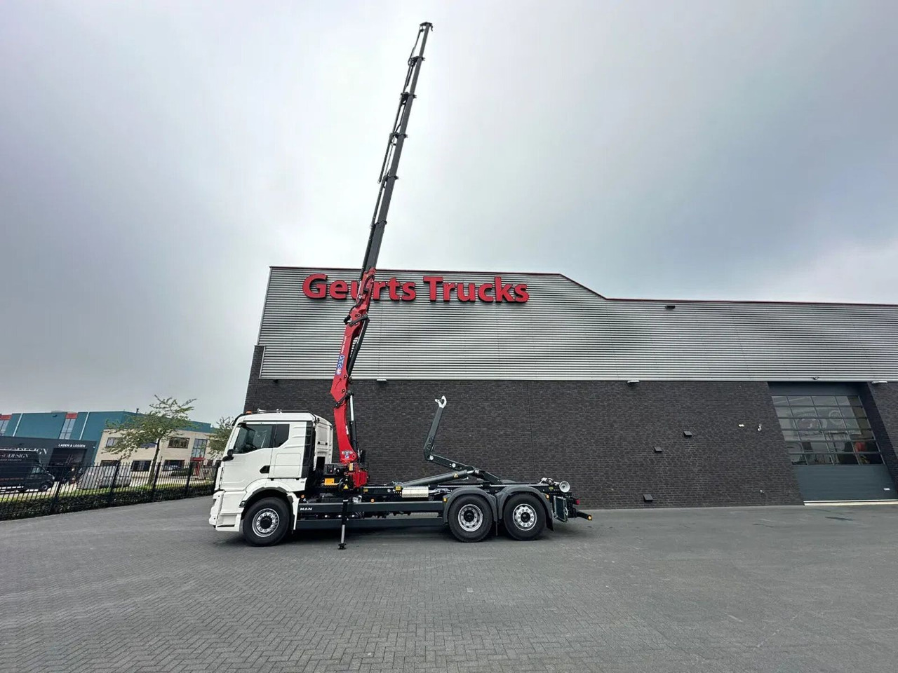 MAN TGS 26.520 6X4H-4 BL NEW MODEL + MEILLER HAAKARM - Hook-lift sunkvežimis, Sunkvežimis su kranu: foto 3 MAN TGS 26.520 6X4H-4 BL NEW MODEL + MEILLER HAAKARM - Hook-lift sunkvežimis, Sunkvežimis su kranu: foto 3