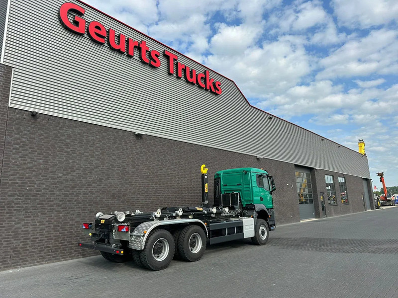 MAN TGS 33.480 6X6 HYVA LIFT 26-55-S HAAKARM / ABROLLKIPPER/ HOOKLIFT (NIEUWE/ NEU/ NEW) lizingą MAN TGS 33.480 6X6 HYVA LIFT 26-55-S HAAKARM / ABROLLKIPPER/ HOOKLIFT (NIEUWE/ NEU/ NEW): foto 6