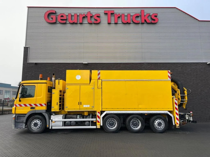 Mercedes-Benz Actros 3248 8X4 TRIDEM MTS DINO 12 SAUGBAGGER/SUCTIONEXAVATOR/GRONDZUIGER - Asenizatorius: foto 1 Mercedes-Benz Actros 3248 8X4 TRIDEM MTS DINO 12 SAUGBAGGER/SUCTIONEXAVATOR/GRONDZUIGER - Asenizatorius: foto 1