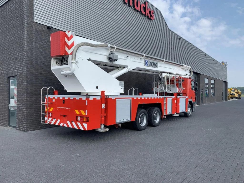 Mercedes-Benz Actros 3332 6X4 XCMG DG53C FIRE FIGTHING PLATFOR - Autobokštelio: foto 5 Mercedes-Benz Actros 3332 6X4 XCMG DG53C FIRE FIGTHING PLATFOR - Autobokštelio: foto 5