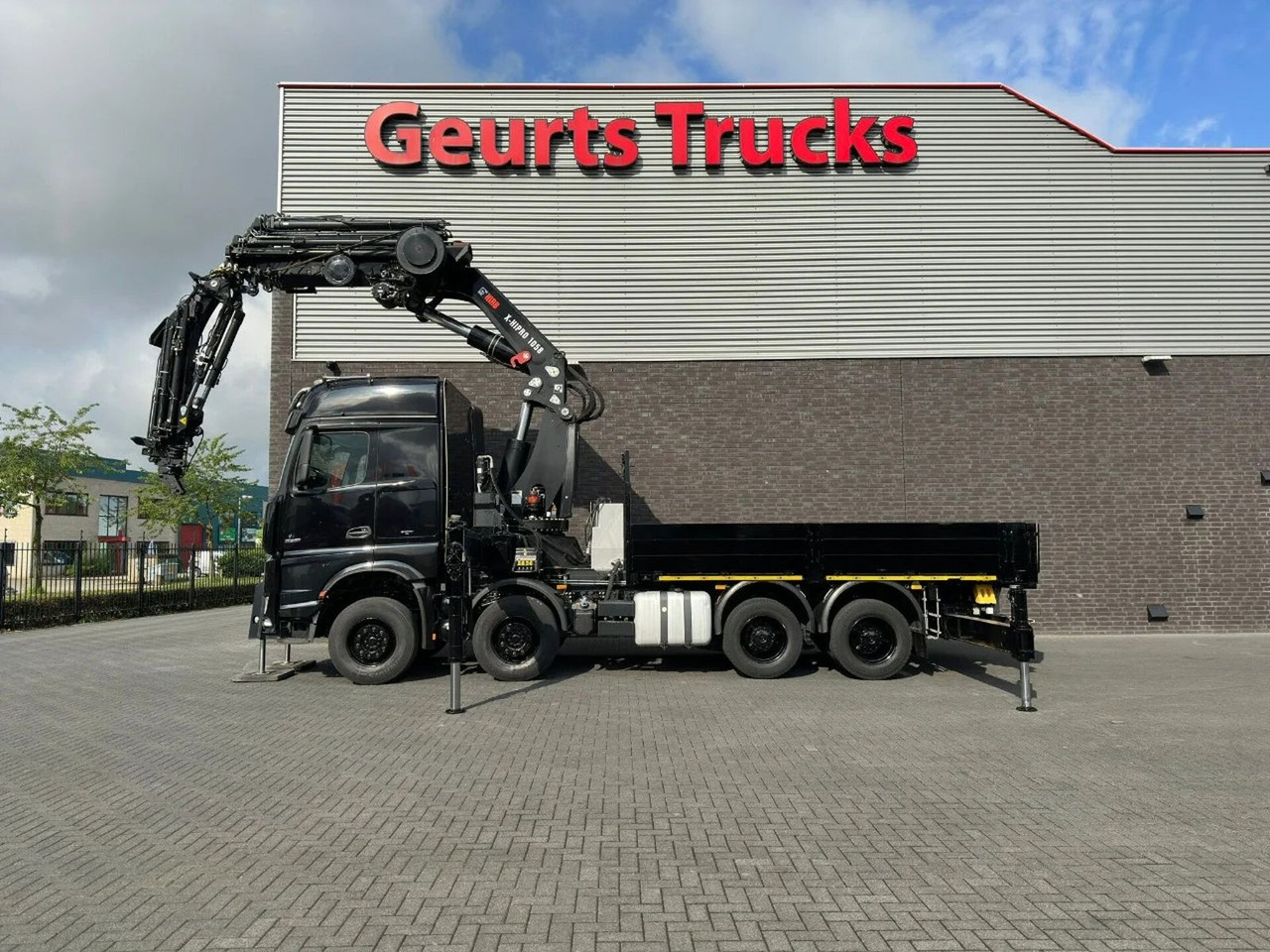 Mercedes-Benz Arocs 3251 8X4 + HIAB 1058 E-8 + JIB 150X-6 JDC - Sunkvežimis su kranu: foto 5 Mercedes-Benz Arocs 3251 8X4 + HIAB 1058 E-8 + JIB 150X-6 JDC - Sunkvežimis su kranu: foto 5
