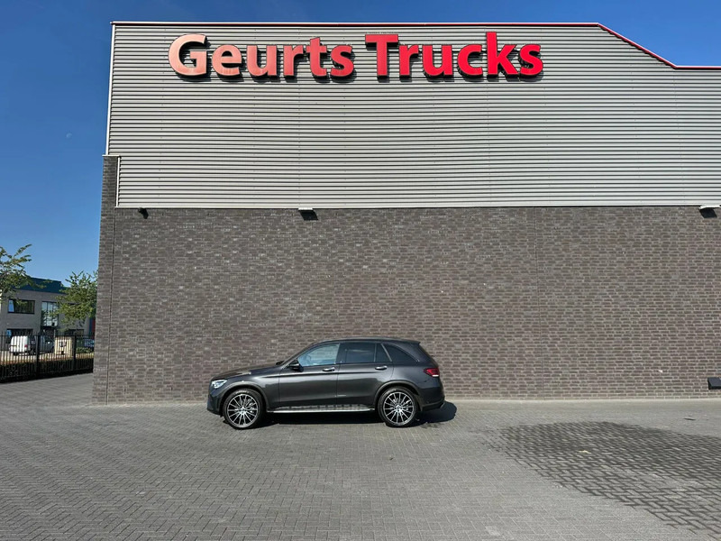 Mercedes-Benz GLC AMG 200 4MATIC - Visureigis: foto 1 Mercedes-Benz GLC AMG 200 4MATIC - Visureigis: foto 1
