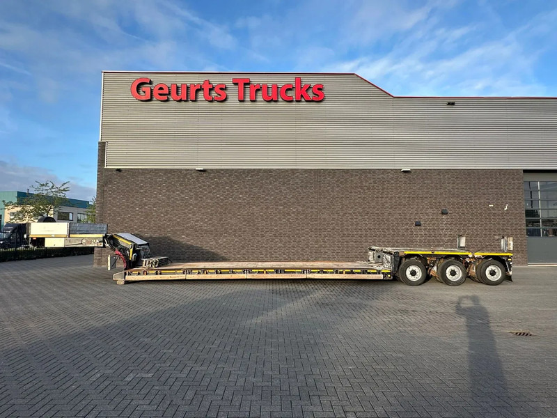 Nooteboom EURO 67-03 PENDEL ASSEN DIEPLADE/LOWLOADER/TIEFLADER - Žemo profilio platforma puspriekabė: foto 1 Nooteboom EURO 67-03 PENDEL ASSEN DIEPLADE/LOWLOADER/TIEFLADER - Žemo profilio platforma puspriekabė: foto 1