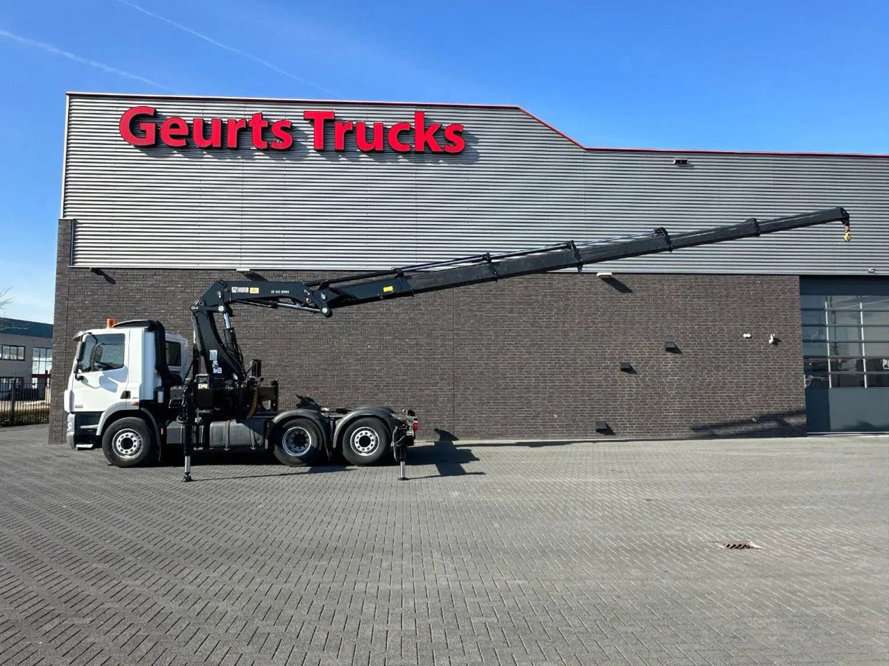 DAF CF 85 410 6X2 + HIAB 422EP-5 HIPRO TREKKER/SATTE - Vilkikas: foto 3 DAF CF 85 410 6X2 + HIAB 422EP-5 HIPRO TREKKER/SATTE - Vilkikas: foto 3
