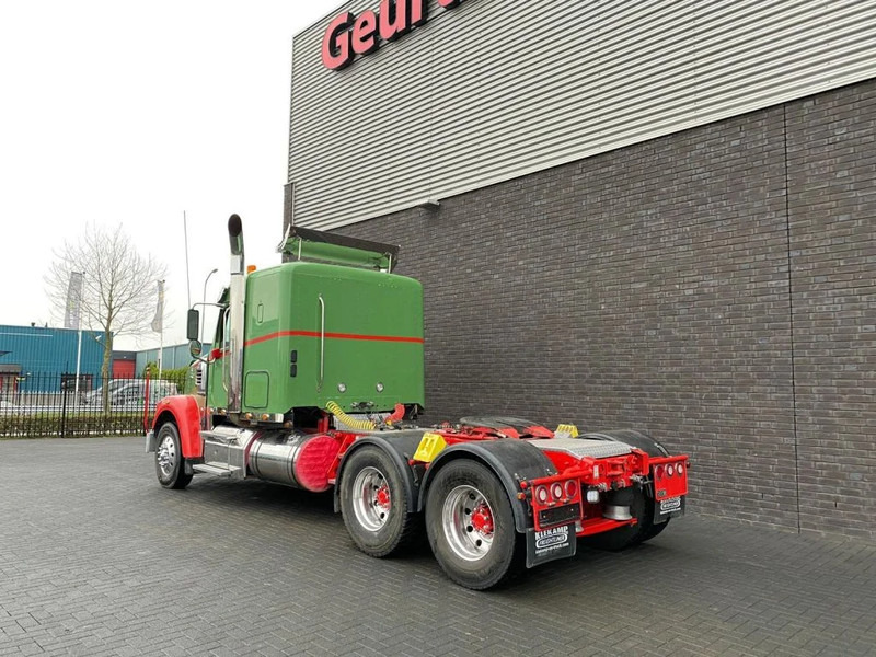 Freightliner CORONADA 6X4 EURO 6 TREKKER/TRACTOR/SATTELZUGMASCHINE/SHOWTRUCK - Vilkikas: foto 3 Freightliner CORONADA 6X4 EURO 6 TREKKER/TRACTOR/SATTELZUGMASCHINE/SHOWTRUCK - Vilkikas: foto 3