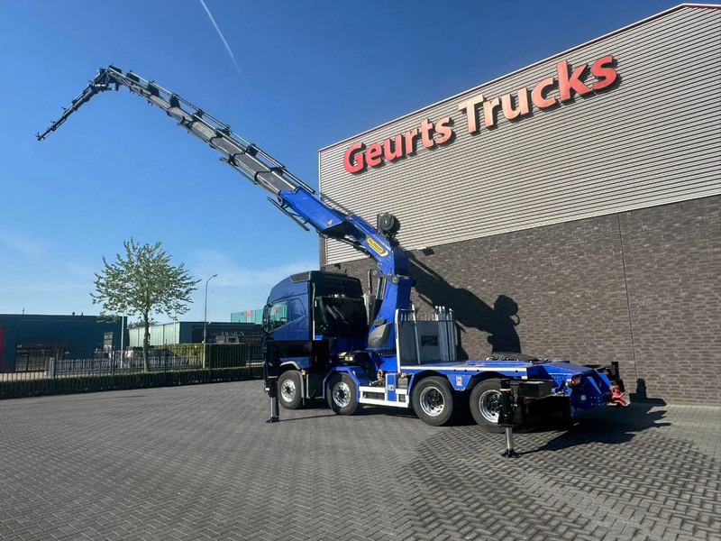 Volvo FH 540 8X4 TREKKER / BAKWAGEN MET PALFINGER PK135.002 TEC7 + JIB PJ190 KRAAN / KRAN / CRANE / GRUA - Sunkvežimis su kranu: foto 4 Volvo FH 540 8X4 TREKKER / BAKWAGEN MET PALFINGER PK135.002 TEC7 + JIB PJ190 KRAAN / KRAN / CRANE / GRUA - Sunkvežimis su kranu: foto 4