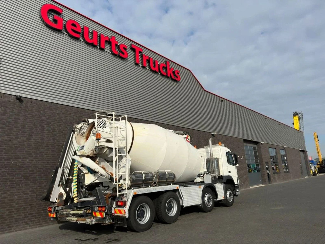 Volvo FM 410 8X4 + STETTER 9 M3 MIXER/MISCHER + THEAM - Betonvežis: foto 5 Volvo FM 410 8X4 + STETTER 9 M3 MIXER/MISCHER + THEAM - Betonvežis: foto 5