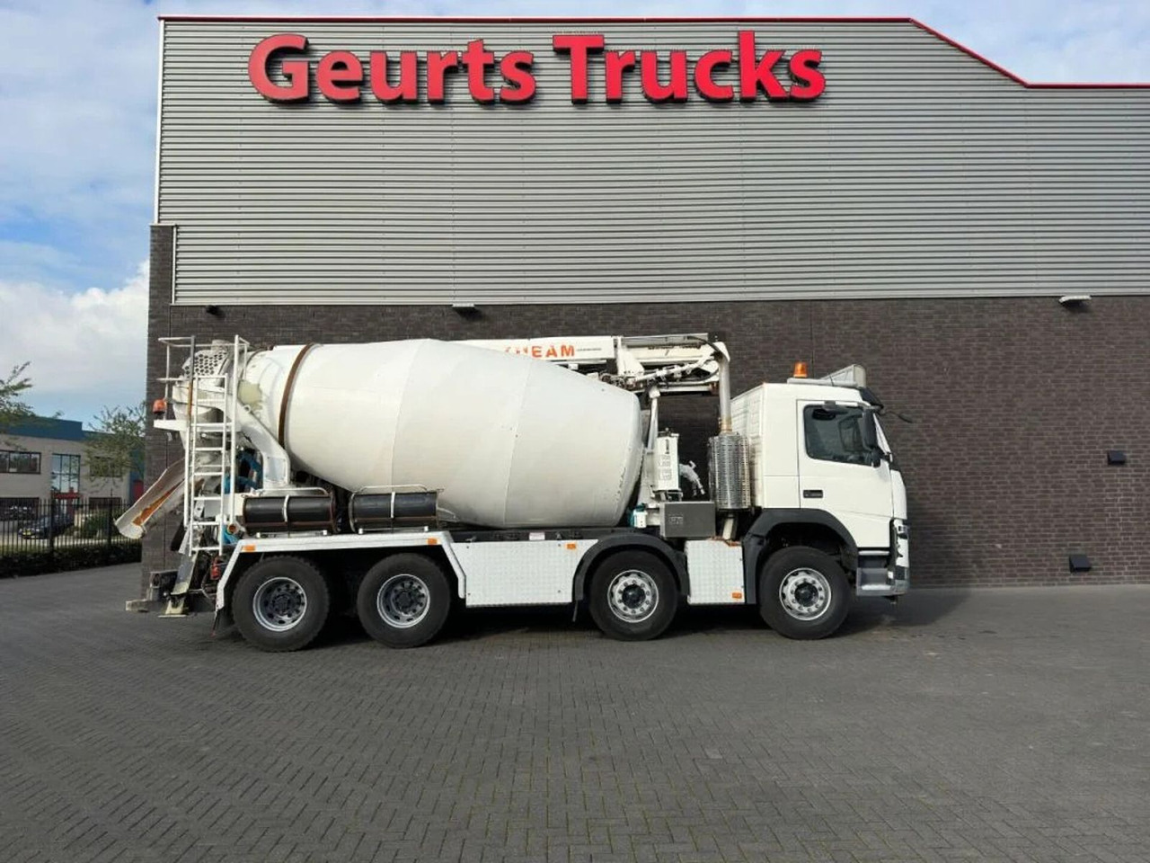Volvo FM 410 8X4 + STETTER 9 M3 MIXER/MISCHER + THEAM - Betonvežis: foto 4 Volvo FM 410 8X4 + STETTER 9 M3 MIXER/MISCHER + THEAM - Betonvežis: foto 4