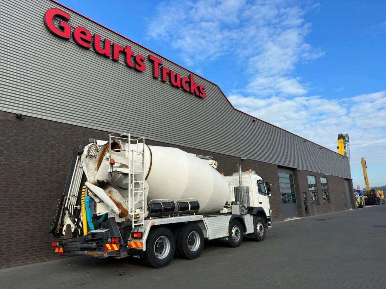 Volvo FM 410 8X4 + STETTER 9 M3 MIXER/MISCHER + THEAM - Betonvežis: foto 5 Volvo FM 410 8X4 + STETTER 9 M3 MIXER/MISCHER + THEAM - Betonvežis: foto 5