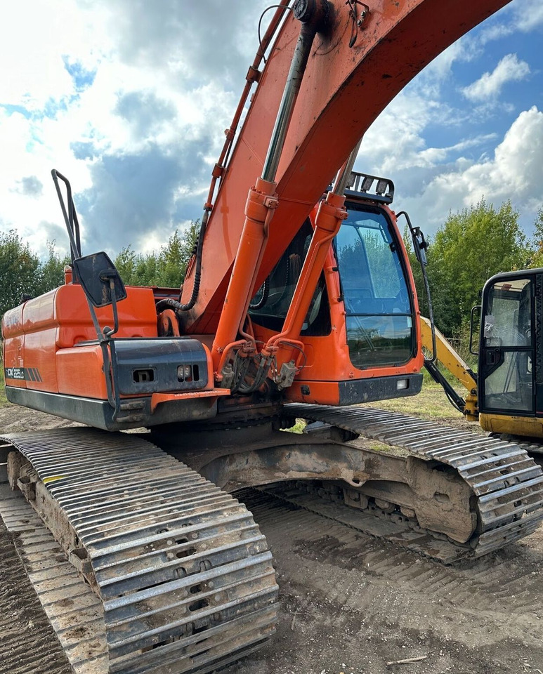 DOOSAN DX 225 LC - Vikšrinis ekskavatorius: foto 1 DOOSAN DX 225 LC - Vikšrinis ekskavatorius: foto 1
