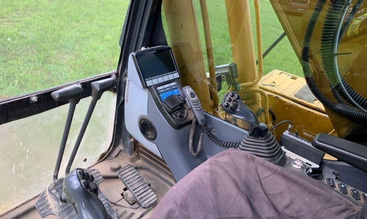 Komatsu PC210LC-8 - Vikšrinis ekskavatorius: foto 5 Komatsu PC210LC-8 - Vikšrinis ekskavatorius: foto 5