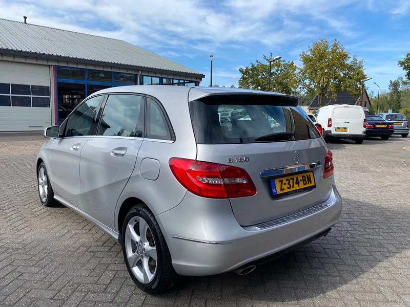 Mercedes-Benz B-Klasse 180 Ambition autom. panoramadak - Visureigis: foto 5 Mercedes-Benz B-Klasse 180 Ambition autom. panoramadak - Visureigis: foto 5