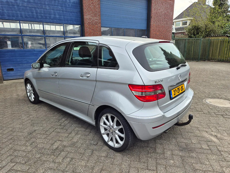 Mercedes-Benz B-Klasse 200 Automaat.trekhaak. - Lengvasis automobilis: foto 4 Mercedes-Benz B-Klasse 200 Automaat.trekhaak. - Lengvasis automobilis: foto 4