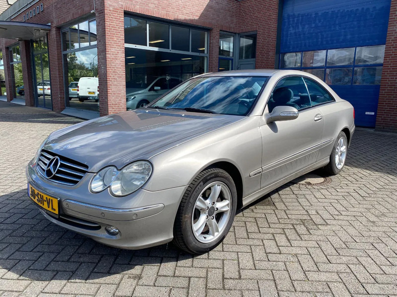Mercedes-Benz CLK-Klasse C 200 KOMP. Autom. - Lengvasis automobilis: foto 1 Mercedes-Benz CLK-Klasse C 200 KOMP. Autom. - Lengvasis automobilis: foto 1