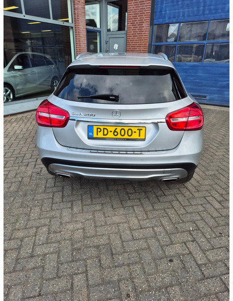 Mercedes-Benz GLA 200 automaat AMG Prestige - Lengvasis automobilis: foto 4 Mercedes-Benz GLA 200 automaat AMG Prestige - Lengvasis automobilis: foto 4