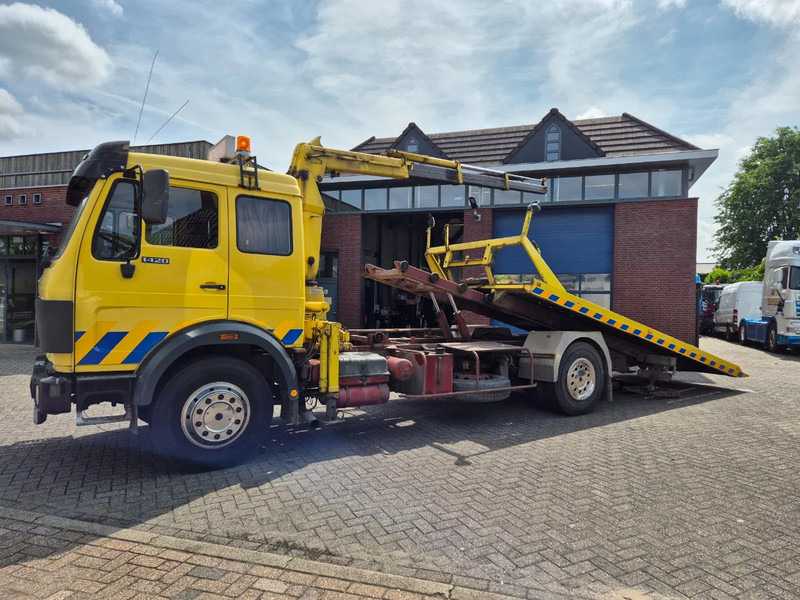 Mercedes-Benz SK 1420 afzetbak.kraan.lier.airco...... Bergingswagen - Evakuatorius: foto 2 Mercedes-Benz SK 1420 afzetbak.kraan.lier.airco...... Bergingswagen - Evakuatorius: foto 2