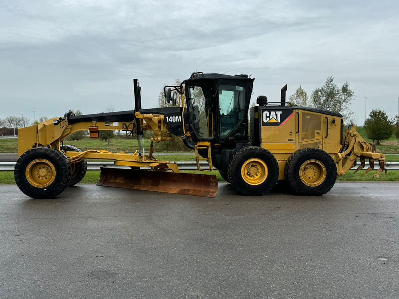 Caterpillar 140M - Greideris: foto 1 Caterpillar 140M - Greideris: foto 1