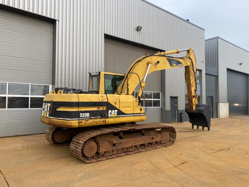 Caterpillar 320BL - Vikšrinis ekskavatorius: foto 5 Caterpillar 320BL - Vikšrinis ekskavatorius: foto 5