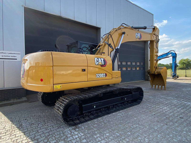 Caterpillar 320D3 - NEW / bucket with teeth / hammerlines - Vikšrinis ekskavatorius: foto 4 Caterpillar 320D3 - NEW / bucket with teeth / hammerlines - Vikšrinis ekskavatorius: foto 4