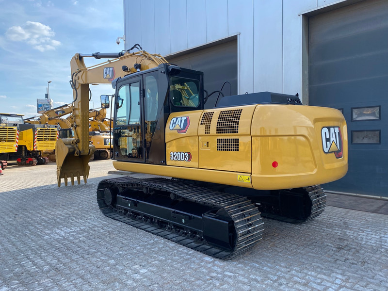 Caterpillar 320D3 - New export model Long Reach - Vikšrinis ekskavatorius: foto 3 Caterpillar 320D3 - New export model Long Reach - Vikšrinis ekskavatorius: foto 3