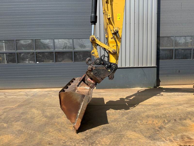 Vikšrinis ekskavatorius Caterpillar 320EL: foto 13
