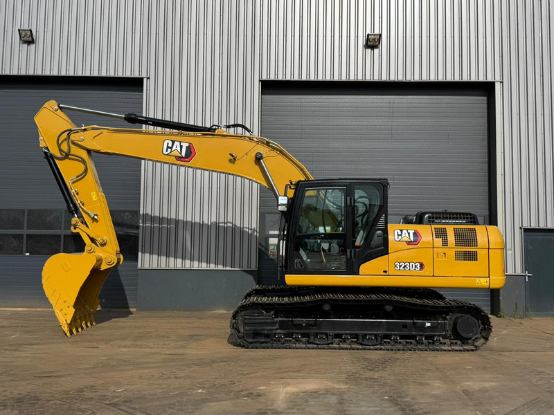 Caterpillar 323D3 - Vikšrinis ekskavatorius: foto 1 Caterpillar 323D3 - Vikšrinis ekskavatorius: foto 1
