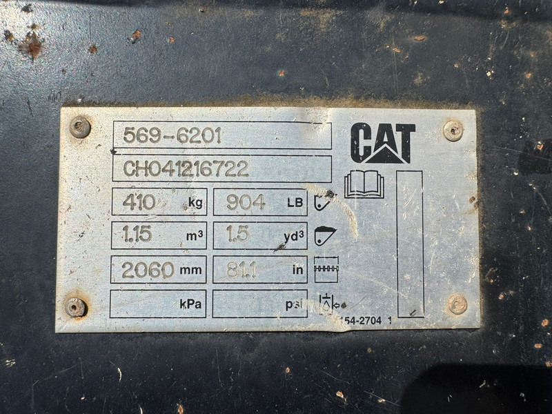 Ratinis krautuvas Caterpillar 908M: foto 17