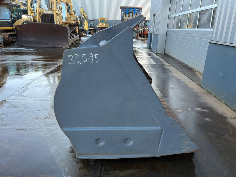 Caterpillar Bucket 950 - Kaušas: foto 2 Caterpillar Bucket 950 - Kaušas: foto 2