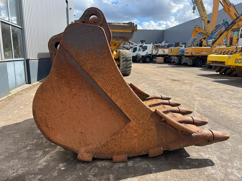 Caterpillar Caterpillar 385 bucket with teeth - Kaušas: foto 4 Caterpillar Caterpillar 385 bucket with teeth - Kaušas: foto 4