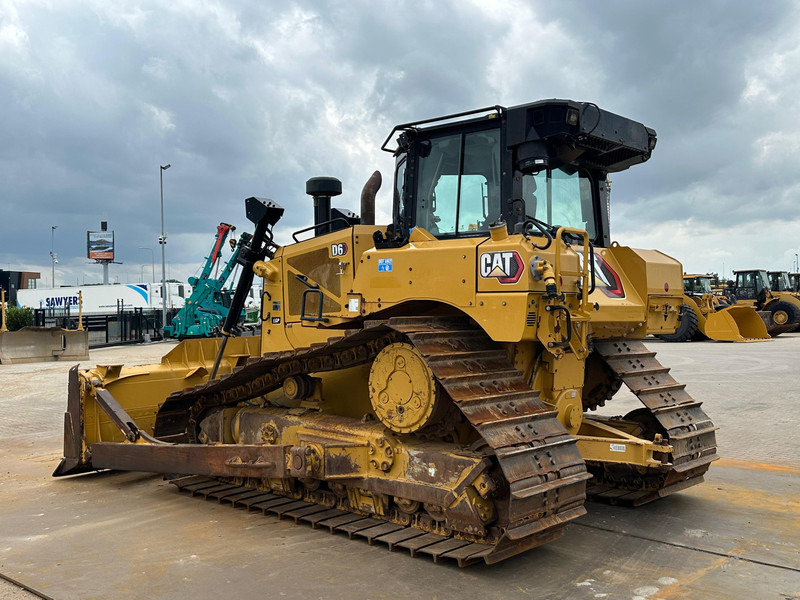 Caterpillar D6 LGP - Buldozeris: foto 3 Caterpillar D6 LGP - Buldozeris: foto 3