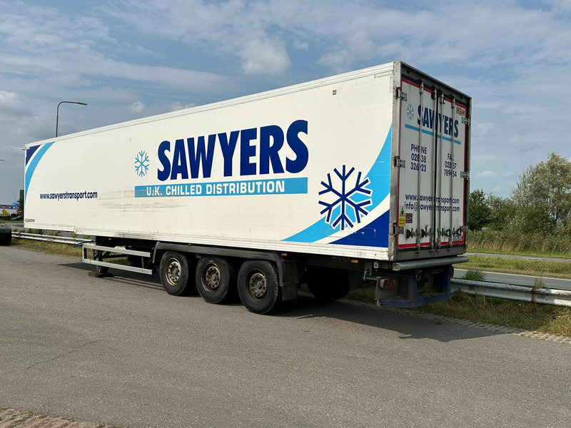 Gray and Adams Meat Hook Thermo King SLXE 400 - Refrižeratorius puspriekabė: foto 3 Gray and Adams Meat Hook Thermo King SLXE 400 - Refrižeratorius puspriekabė: foto 3