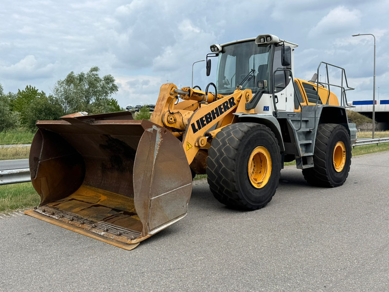 Liebherr L566 2plus2 - Ratinis krautuvas: foto 2 Liebherr L566 2plus2 - Ratinis krautuvas: foto 2