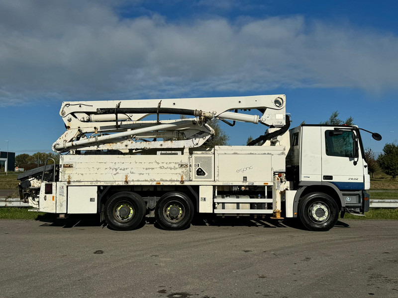 MERCEDESBENZ Actros 2632 6x4 with Putzmeister BSF 24-4 11 24m concrete pump - Betono siurblys: foto 5 MERCEDESBENZ Actros 2632 6x4 with Putzmeister BSF 24-4 11 24m concrete pump - Betono siurblys: foto 5