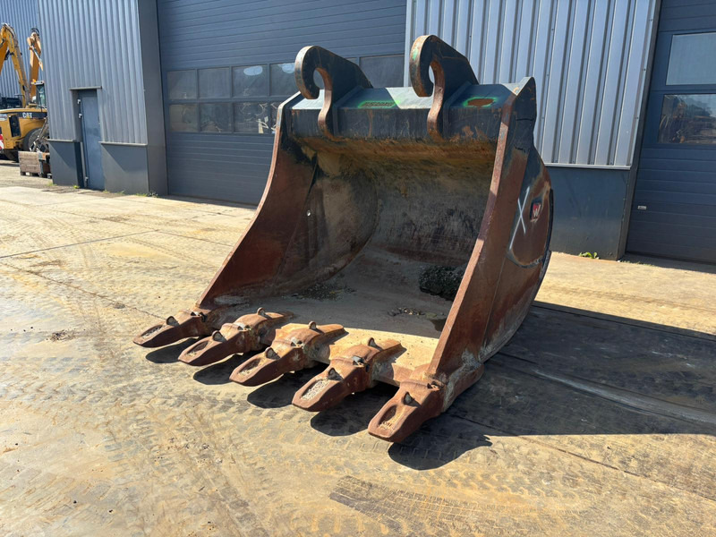 Verachtert HD bucket with teeth CW70 for 374F - Kaušas: foto 3 Verachtert HD bucket with teeth CW70 for 374F - Kaušas: foto 3