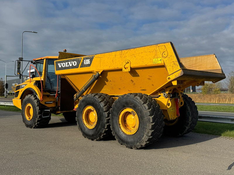 Volvo A30G - Šarnyrinis savivartis: foto 3 Volvo A30G - Šarnyrinis savivartis: foto 3