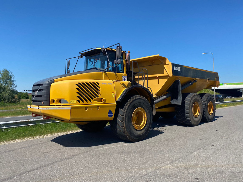 Volvo A40E - Šarnyrinis savivartis: foto 2 Volvo A40E - Šarnyrinis savivartis: foto 2