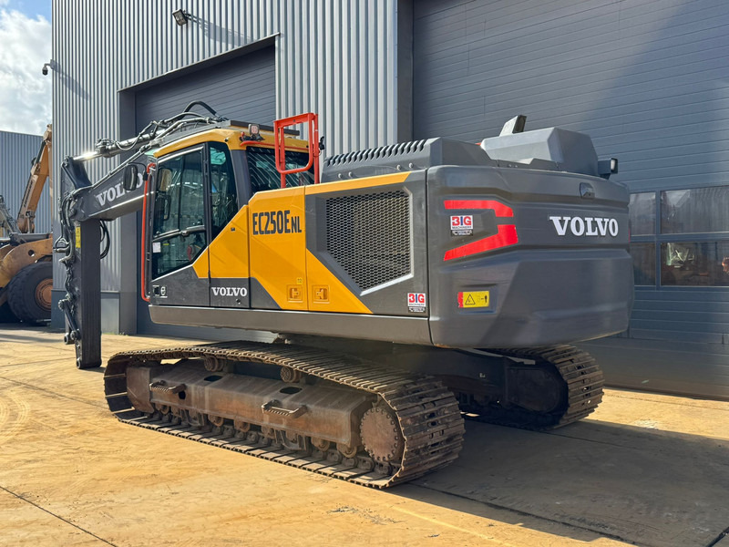 Volvo EC250ENL - Vikšrinis ekskavatorius: foto 3 Volvo EC250ENL - Vikšrinis ekskavatorius: foto 3