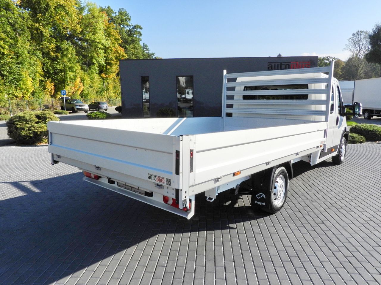 CITROEN JUMPER STAKE BODY DOUBLE CABIN DOKA 7 SEATS PNEUMATICS AIR CONDITIONING 140HP - Komercinis automobilis su dviguba kabina: foto 3 CITROEN JUMPER STAKE BODY DOUBLE CABIN DOKA 7 SEATS PNEUMATICS AIR CONDITIONING 140HP - Komercinis automobilis su dviguba kabina: foto 3