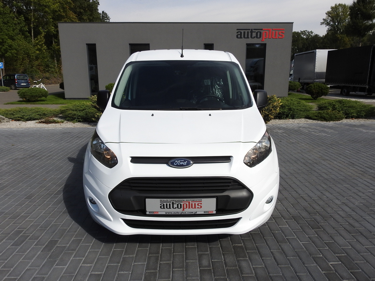 FORD TRANSIT CONNECT VAN CRUISE CONTROL NAVIGATION AIR CONDITIONING 100HP - Krovininis mikroautobusas: foto 5 FORD TRANSIT CONNECT VAN CRUISE CONTROL NAVIGATION AIR CONDITIONING 100HP - Krovininis mikroautobusas: foto 5