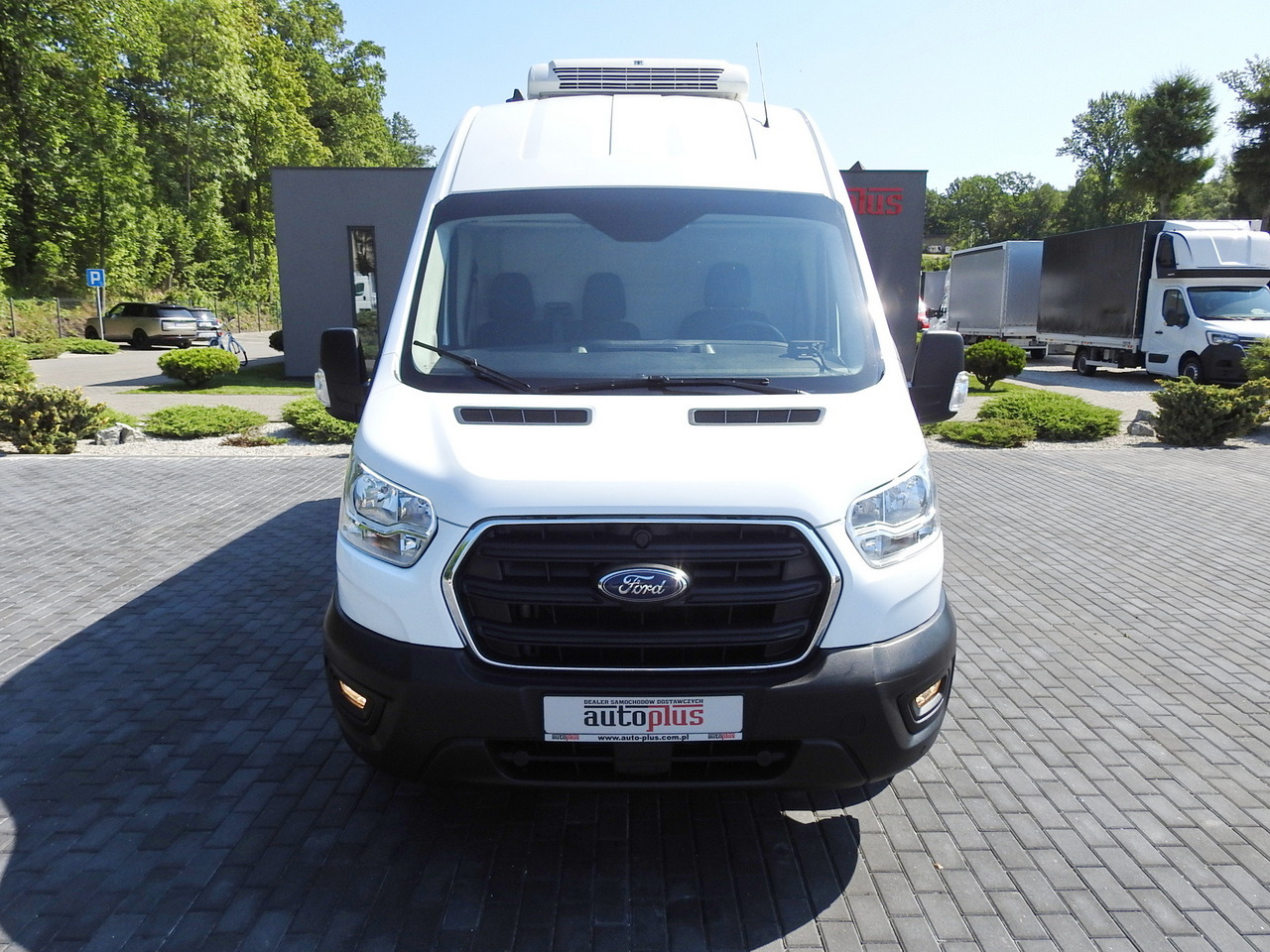 Furgonas šaldytuvas FORD TRANSIT REFRIGERATOR VAN 0*C HEATING FUNCTION CRUISE CONTROL AIR CONDITIONING LED LIGHTS 130HP: foto 5 Furgonas šaldytuvas FORD TRANSIT REFRIGERATOR VAN 0*C HEATING FUNCTION CRUISE CONTROL AIR CONDITIONING LED LIGHTS 130HP: foto 5