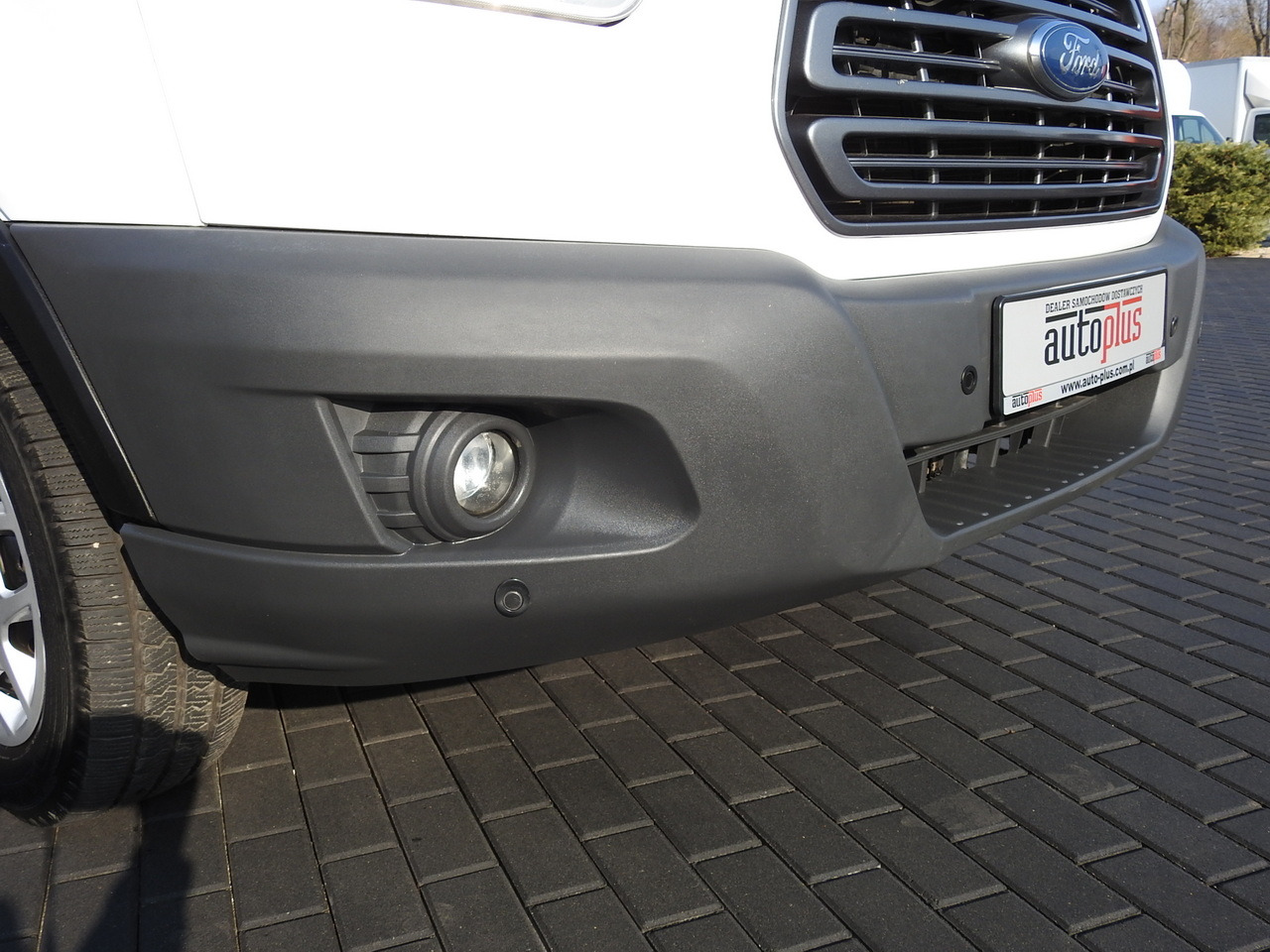Furgonas šaldytuvas FORD TRANSIT  REFRIGERATOR VAN 0°C HEATING FUNCTION CRUISE CONTROL LED LIGHTS AIR CONDITIONING  130HP: foto 21