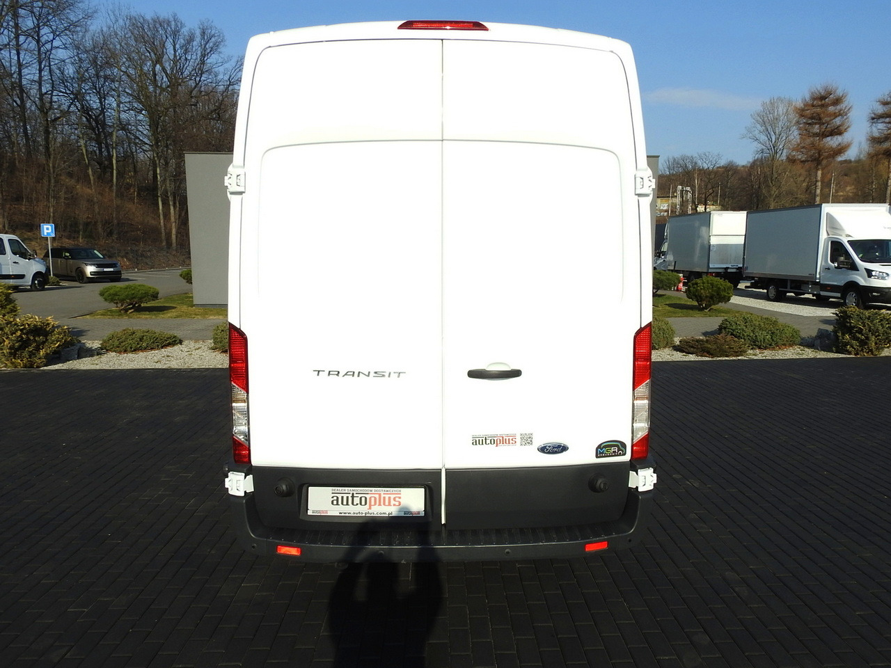 Furgonas šaldytuvas FORD TRANSIT  REFRIGERATOR VAN 0°C HEATING FUNCTION CRUISE CONTROL LED LIGHTS AIR CONDITIONING  130HP: foto 11