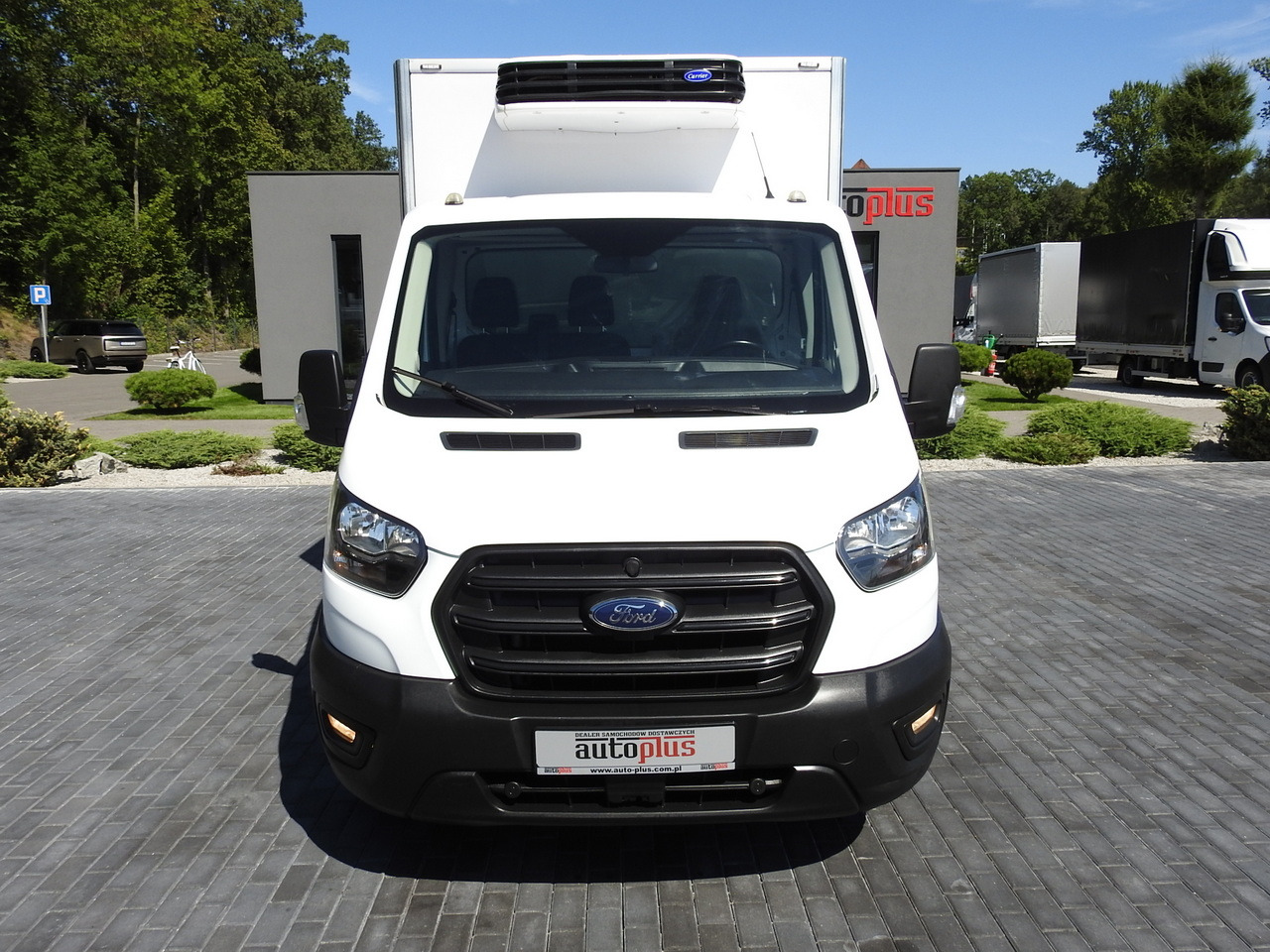 Furgonas šaldytuvas FORD TRANSIT REGRIGERATOR BOX 0*C POWER SUPPLY 230V CRUISE CONTROL AIR CONDITIONING TWIN WHEELS  170HP: foto 5 Furgonas šaldytuvas FORD TRANSIT REGRIGERATOR BOX 0*C POWER SUPPLY 230V CRUISE CONTROL AIR CONDITIONING TWIN WHEELS  170HP: foto 5