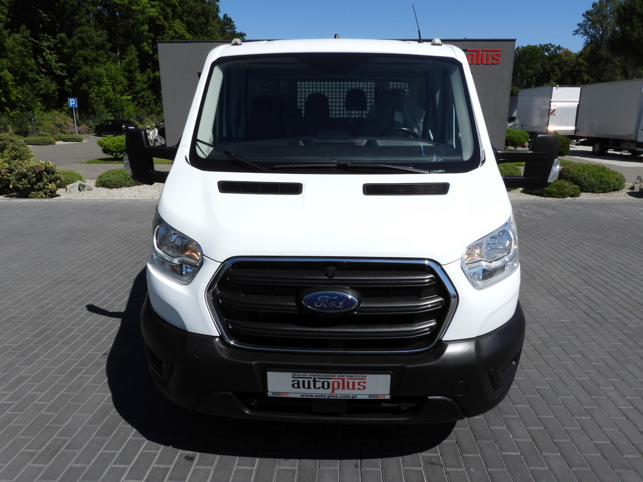 FORD TRANSIT STAKE BODY DOUBLE CABIN DOKA 7 SEATS TWIN WHEELS AIR CONDITIONING 130HP - Bortinis automobilis: foto 5 FORD TRANSIT STAKE BODY DOUBLE CABIN DOKA 7 SEATS TWIN WHEELS AIR CONDITIONING 130HP - Bortinis automobilis: foto 5
