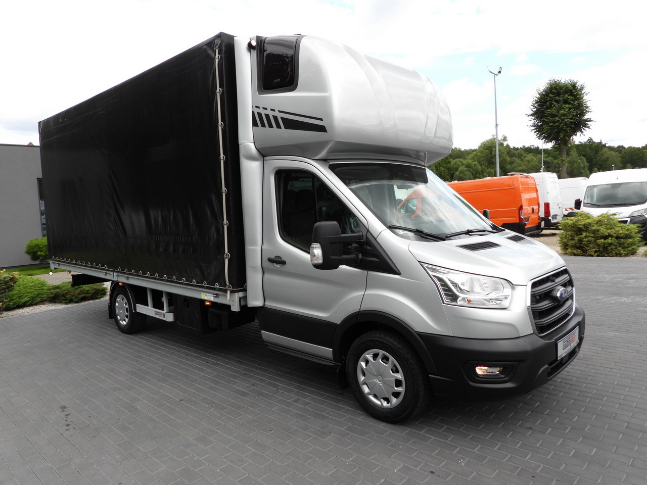 FORD TRANSIT TARPAULIN 10 PALLETS WEBASTO CRUISE CONTROL LED LIGHTS PNEUMATICS AIR CONDITIONING 160HP - Tentinis mikroautobusas: foto 4 FORD TRANSIT TARPAULIN 10 PALLETS WEBASTO CRUISE CONTROL LED LIGHTS PNEUMATICS AIR CONDITIONING 160HP - Tentinis mikroautobusas: foto 4