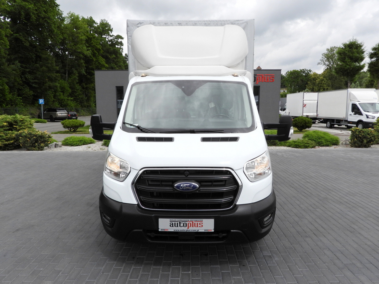 FORD TRANSIT TARPAULIN 8 PALLETS CRUISE CONTROL LED LIGHTS TWIN WHEELS AIR CONDITIONING 130HP - Tentinis mikroautobusas: foto 5 FORD TRANSIT TARPAULIN 8 PALLETS CRUISE CONTROL LED LIGHTS TWIN WHEELS AIR CONDITIONING 130HP - Tentinis mikroautobusas: foto 5