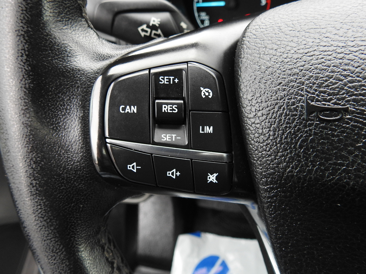 FORD TRANSIT TIPPER LED LIGHTS TWIN WHEELS AIR CONDITIONING 130HP lizingą FORD TRANSIT TIPPER LED LIGHTS TWIN WHEELS AIR CONDITIONING 130HP: foto 35 FORD TRANSIT TIPPER LED LIGHTS TWIN WHEELS AIR CONDITIONING 130HP lizingą FORD TRANSIT TIPPER LED LIGHTS TWIN WHEELS AIR CONDITIONING 130HP: foto 35